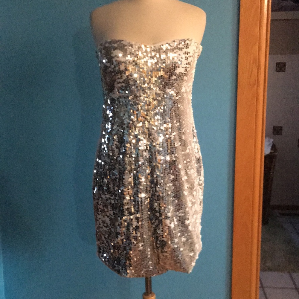 Sequined evening dress.  LILLY ROSE